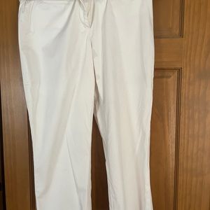 Size 10 curvy Loft Outlet white cropped pants